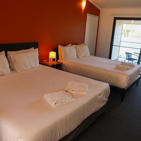 De Lago Resort On Lake Bennett Luaran gambar
